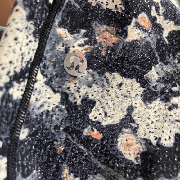 Lululemon"Speed Up Tight * Full-On Luxtreme 28" Spring Bloom Multi ... - Picture 16 of 16